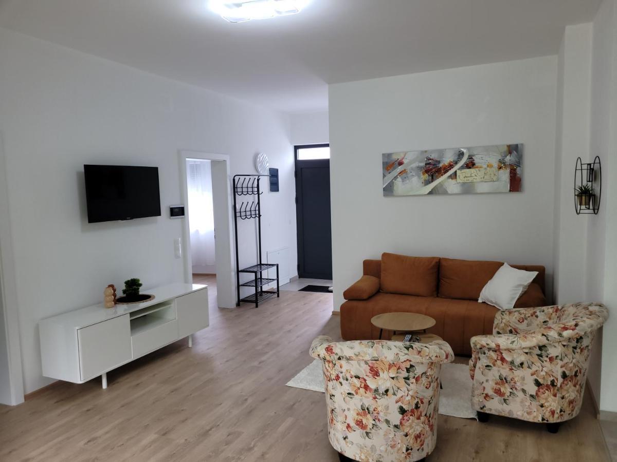 Villa Loe Villach Exteriör bild